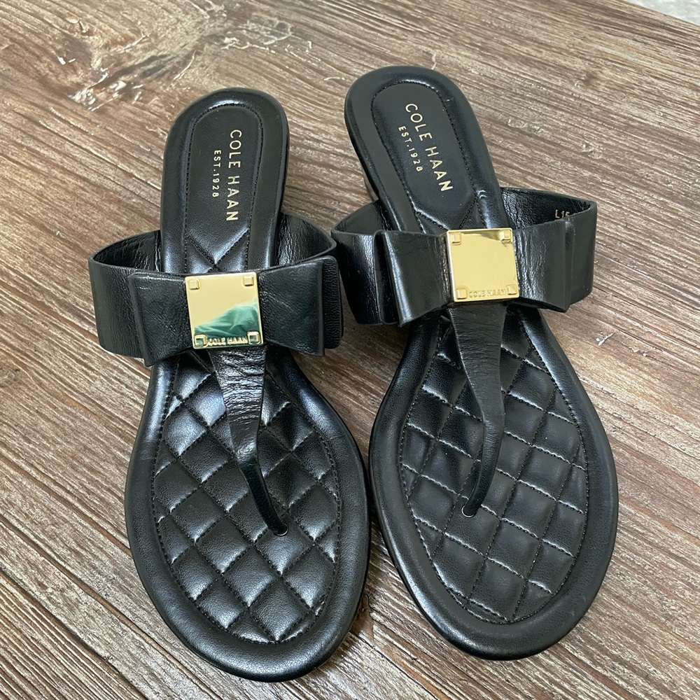 NWT sandals